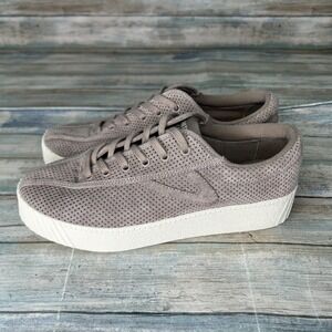 Tretorn Nylite Bold III Perforated Platform Sneakers Womens Size 8 Taupe